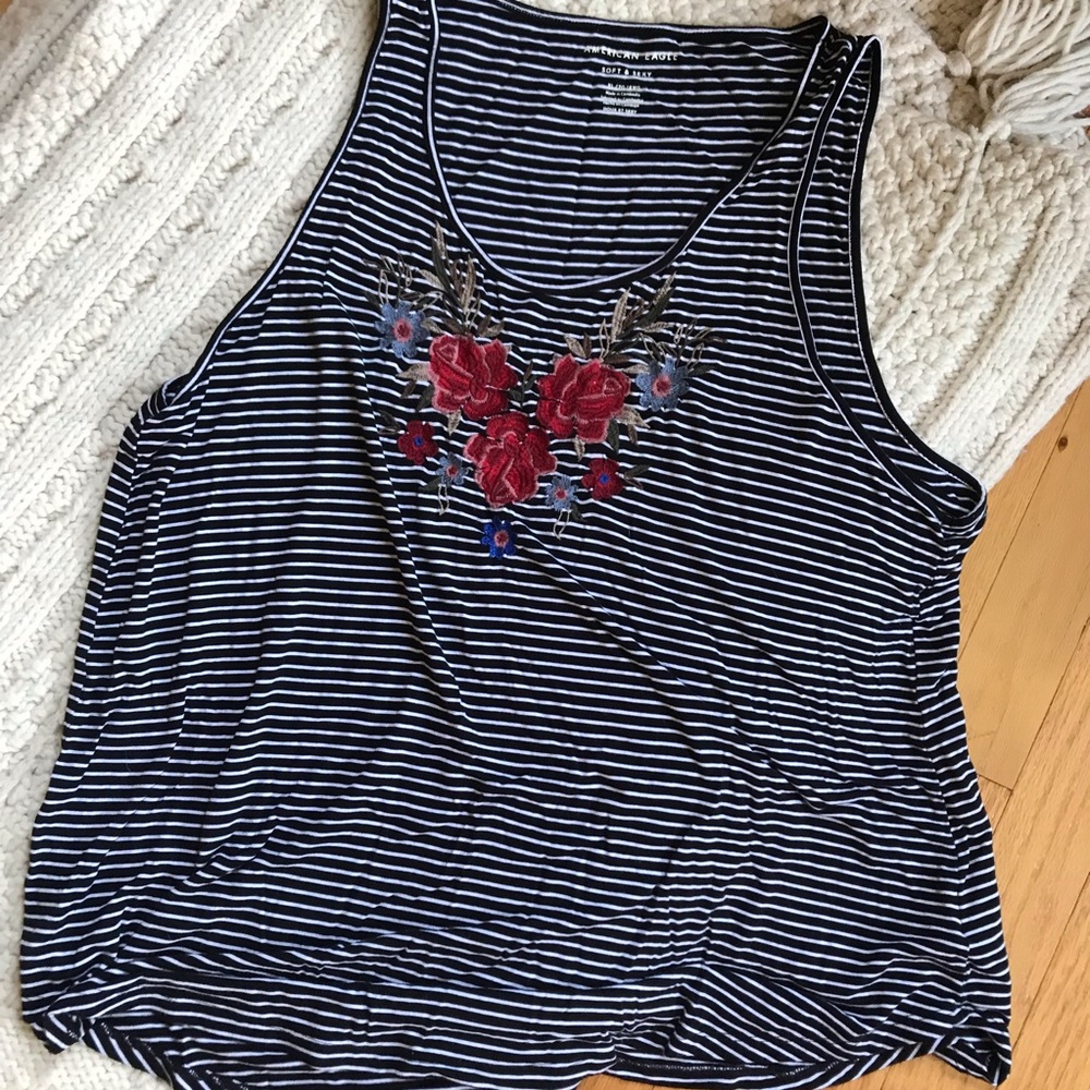 AE embroidered tank Sz XL